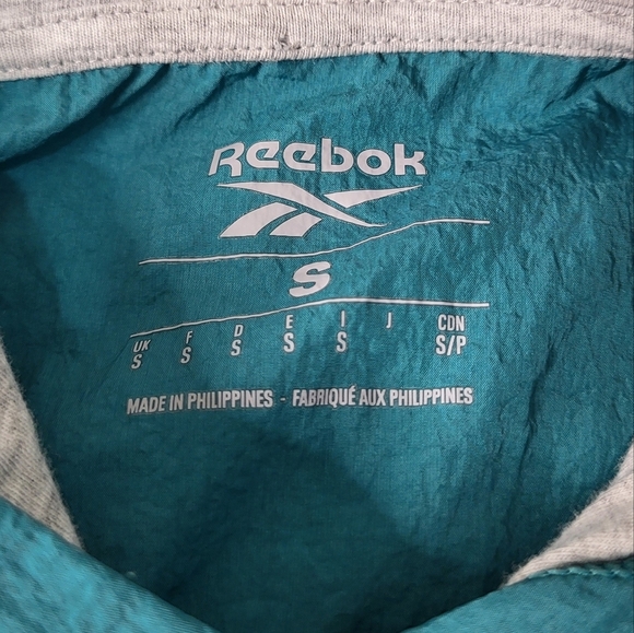 Reebok Teal Pullover Jacket Windbreaker. Size Small - Picture 10 of 12